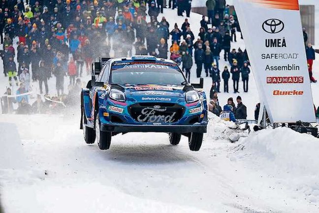Umea (Sweden), 12/02/2023.- Ott Tanak and Martin Jarveoja, Estonia, in a Ford Puma Rally1 Hybrid in action on the last day of the WRC Rally Sweden, Umea, Sweden, 12 February 2023. (Suecia) EFE/EPA/Micke Fransson SWEDEN OUT
