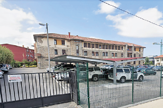 Cuartel de la Guardia Civil en Torrelavega. / ALERTA