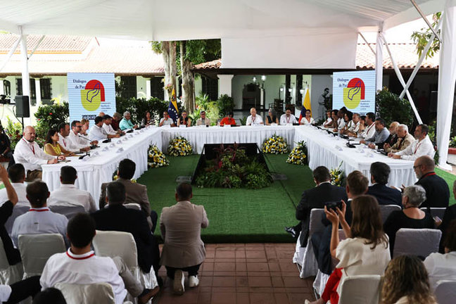 Acto de inicio del cuarto ciclo de negociaciones entre el Gobierno colombiano y el Ejército de Liberación Nacional (ELN).