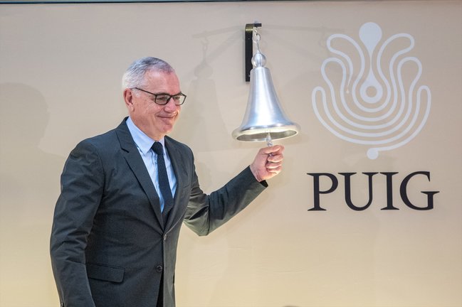 El presidente y consejero delegado de Puig, Marc Puig, durante el toque de campana de la empresa Puig en su salida a Bolsa. Lorena Sopêna / EP