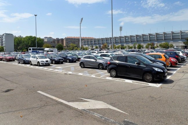 plazas en el parking de los Campos de Sport del Sardinero. / Alerta