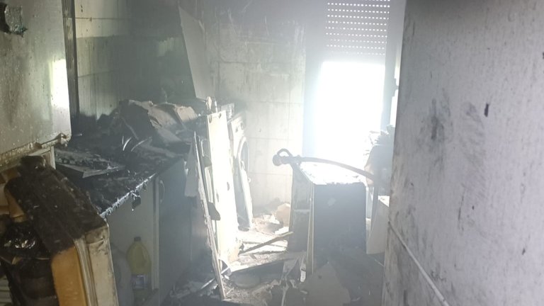 Incendio en una vivienda de Mompía que afecta a la cocina. / Alerta