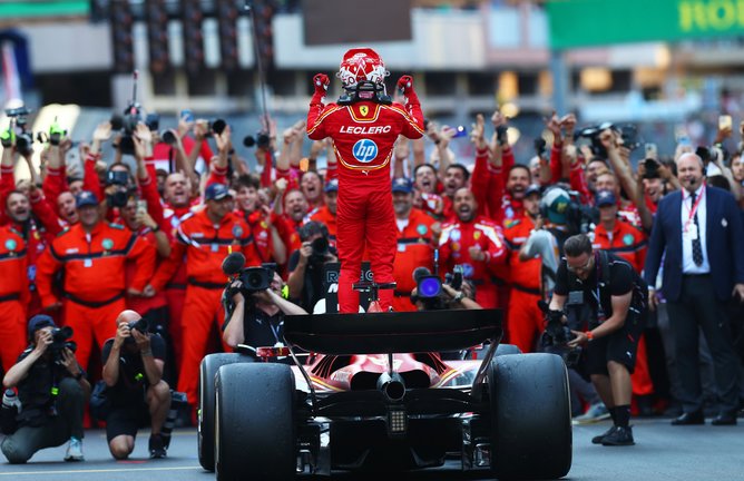 Leclerc celebra la victoria en Mónaco. / F1