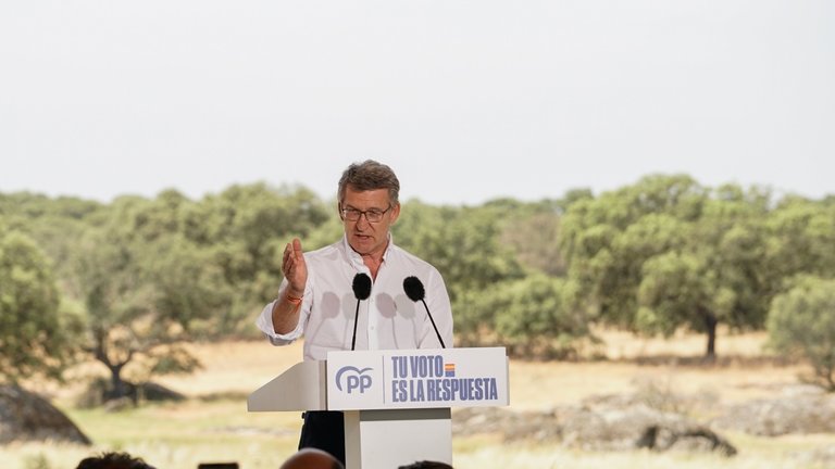 El presidente del Partido Popular, Alberto Núñez Feijóo, interviene durante un acto público con motivo del Día Mundial del Medio Ambiente. Carlos Criado