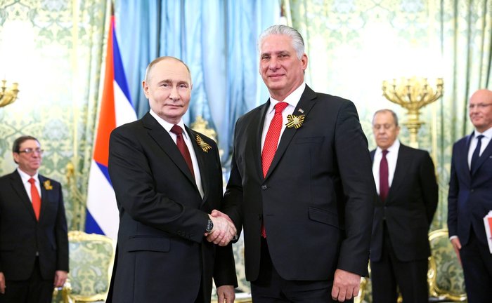 El presidente ruso, Vladimir Putin, junto a su homólogo cubano, Miguel Díaz-Canel. Kremlin