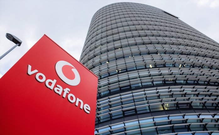 Fachada de unas de las sedes de Vodafone. Rolf Vennenbernd / Archivo