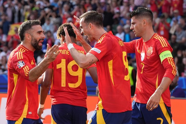 Los jugadores de la selección española celebran un gol ante Croacia en la Eurocopa de Alemania. /  Sören Stache / EP