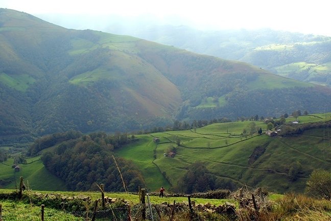 Paisaje desde un alto de una montaña de Cantabria. / A.E