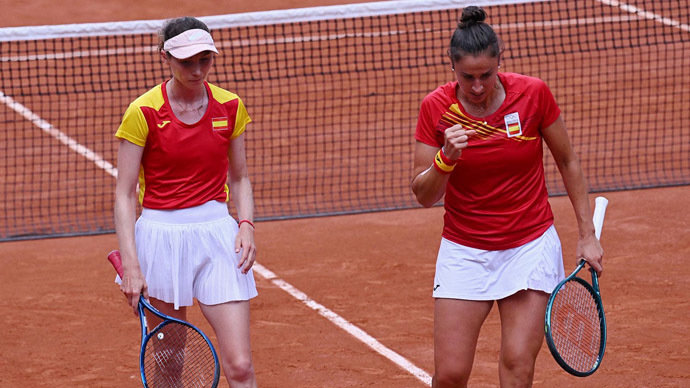 Bucsa y Sorribes en su partido frente a las rusas Andreeva - Shnaider. / EP