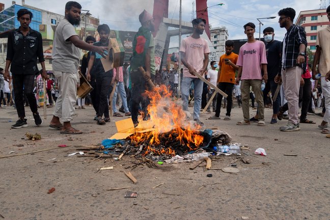 Decenas de personas participaron en las manifestaciones en Bangladesh. / Joy Saha