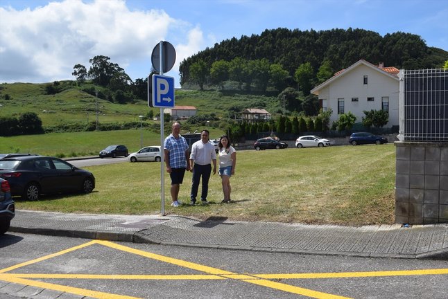 El aparcamiento disuasorio de Liencres con 60 plazas abre al público. / Alerta