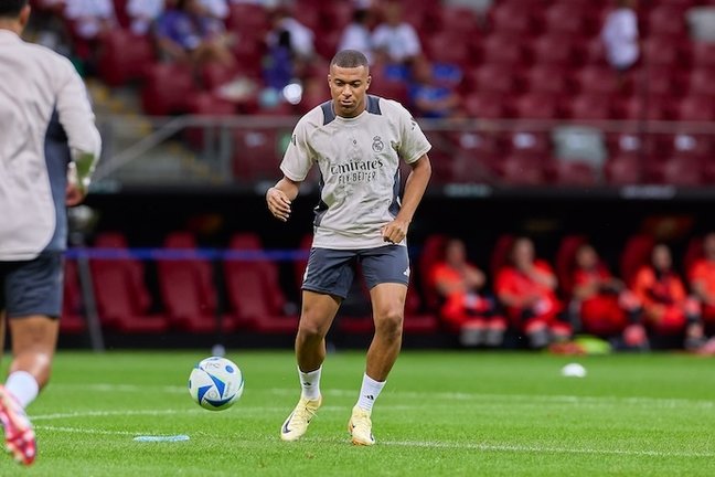 13 August 2024, Poland, Warsaw: Real Madrid's Kylian Mbappe seen in action during a training session on the eve of the UEFA Super Cup 2024 match between Real Madrid CF and Atalanta BC at National Stadium. Photo: Federico Titone/SOPA Images via ZUMA Press Wire/dpa
Federico Titone/SOPA Images via / DPA
13/8/2024 ONLY FOR USE IN SPAIN