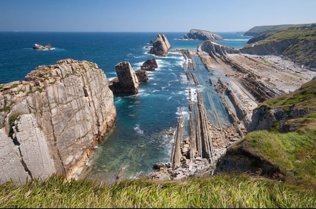 Paisaje del Geoparque Costa Quebrada. / EP