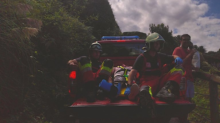 Momento de la intervención de los servicios de emergencias. / 112