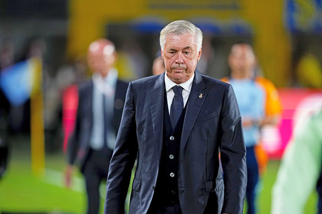 El entrenador del conjunto merengue, Carlo Ancelotti, durante el partido frente a Las Palmas. / EP