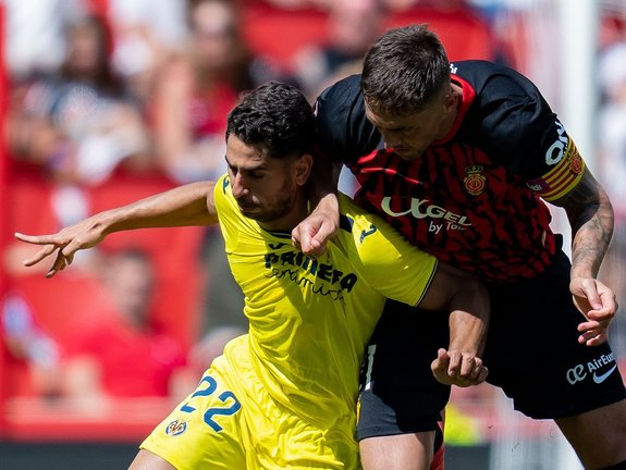 Disputa en el partido entre Villarreal y Mallorca. / Villarreal