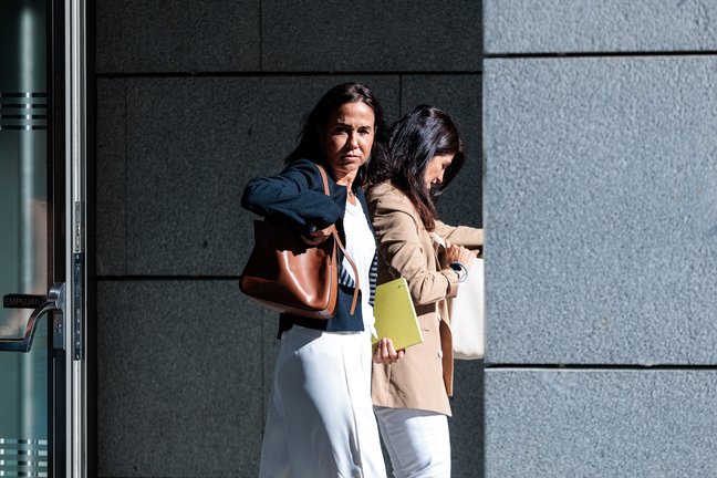 La expresidenta de Adif Isabel Pardo de Vera sale tras declarar como testigo en el ‘caso Koldo’, en la Audiencia Nacional. / Carlos Luján