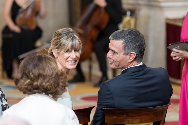 El presidente del Gobierno, Pedro Sánchez, y su mujer, Begoña Gómez. / EP