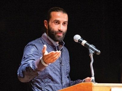 El hijo del fundador de Hamás, Mosab Hassan Yousef. / X