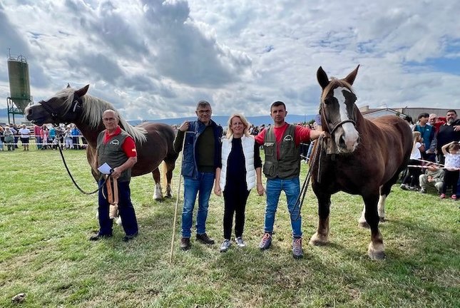 La consejera de Desarrollo Rural, Ganadería, Pesca y Alimentación, María Jesús Susinos, asiste a la Feria de Ganado de San Mateo.