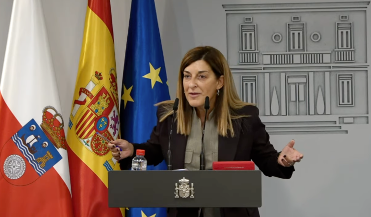 La presidenta de Cantabria, María José Sáenz de Buruaga tras la reunión con Sánchez. / ALERTA