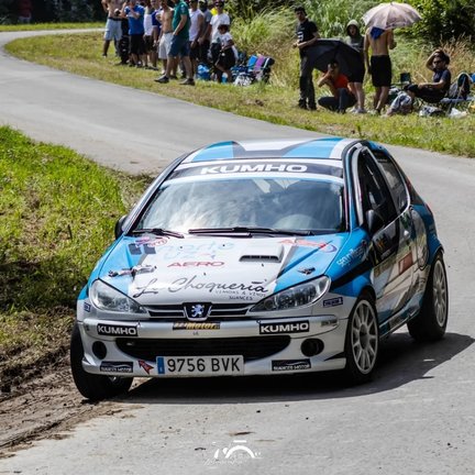 Un coche durante un rally. / FCA