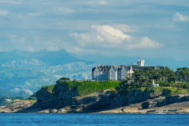 Vista del Palacio de la Magdalena en Santander. / A.E.