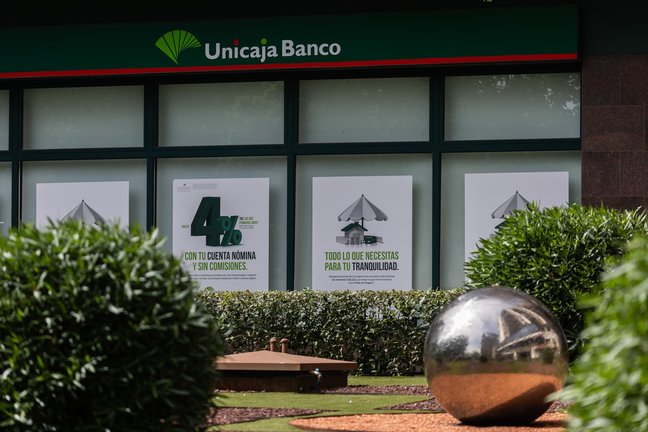 Una oficina de Unicaja. / Alejandro Martínez Vélez