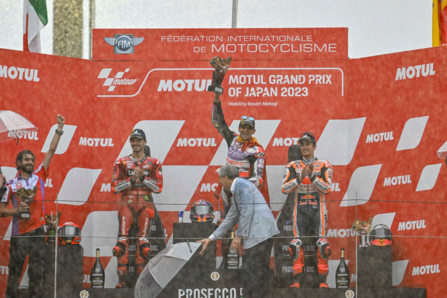 Jorge Martín celebra su victoria en el GP de Japón del año pasado. / EP