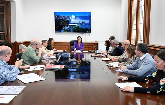 Reunión del Consejo de Mayores. / Alerta