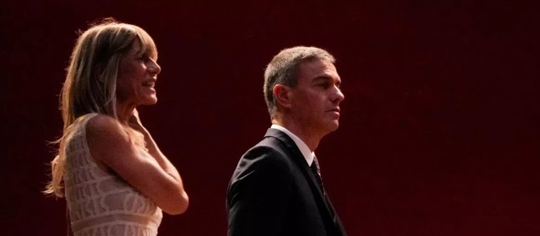 El presidente del Gobierno, Pedro Sánchez, y su mujer, Begoña GómezEuropa Press