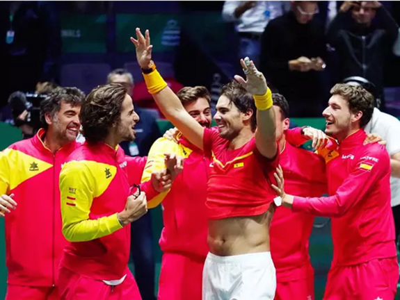 El equipo español de tenis con Rafa Nadal a la cabeza. / EP