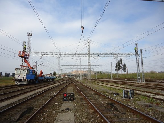 Vías de tren en Cantabria. / alerta